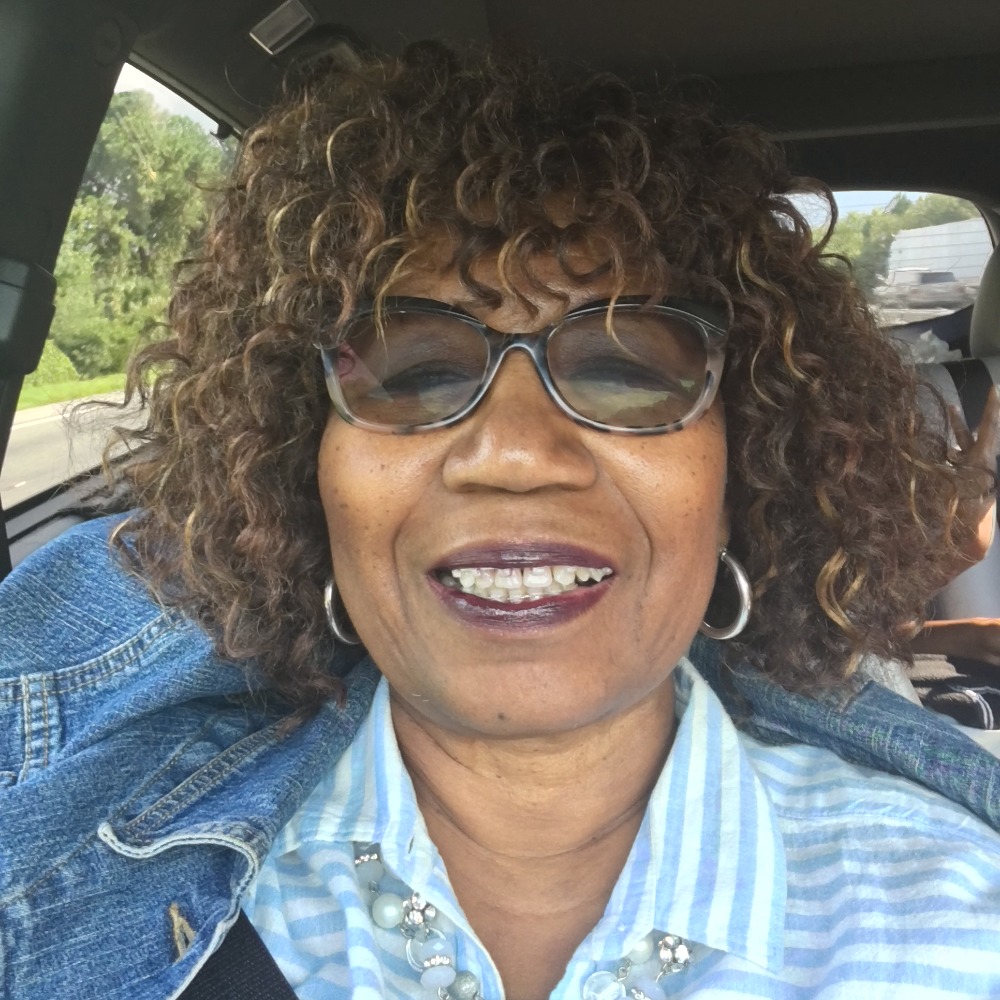 Meet your Posher, Joan